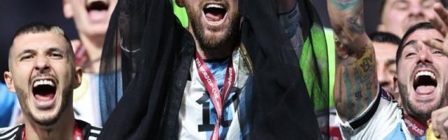 必发-梁熙明：梅西2022超越迭戈1986